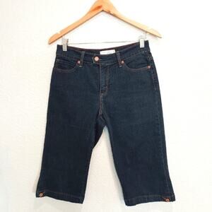 Levi's 548 Perfectly Slimming Bermuda Shorts Size 10